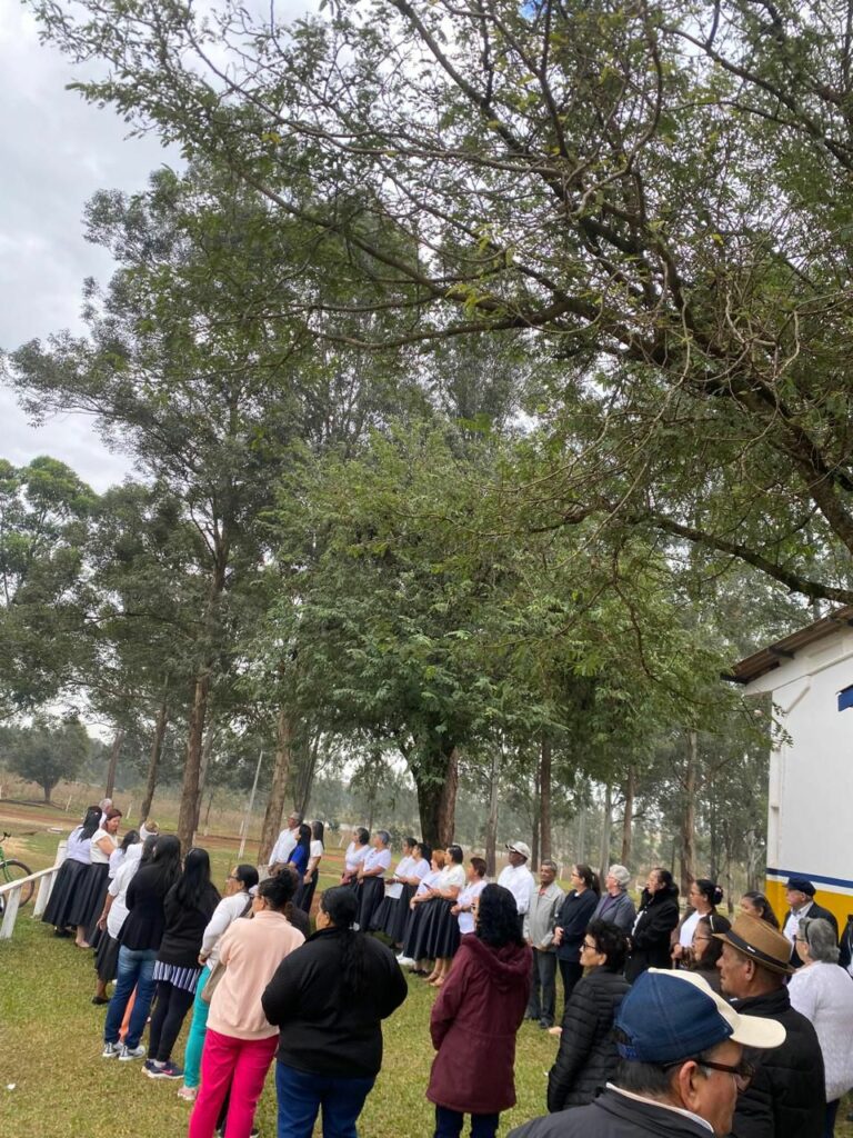 Grupos da terceira idade de Paranhos e Sete Quedas se reúnem em evento de confraternização Grupos da terceira idade de Paranhos e Sete Quedas se reúnem em evento de confraternização