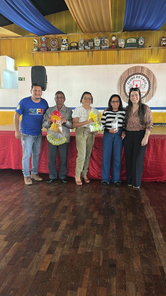 Grupos da terceira idade de Paranhos e Sete Quedas se reúnem em evento de confraternização Grupos da terceira idade de Paranhos e Sete Quedas se reúnem em evento de confraternização