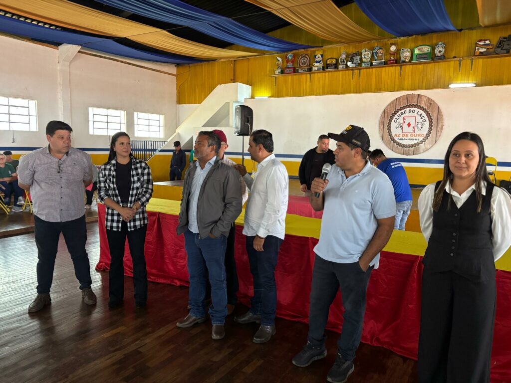 Grupos da terceira idade de Paranhos e Sete Quedas se reúnem em evento de confraternização Grupos da terceira idade de Paranhos e Sete Quedas se reúnem em evento de confraternização