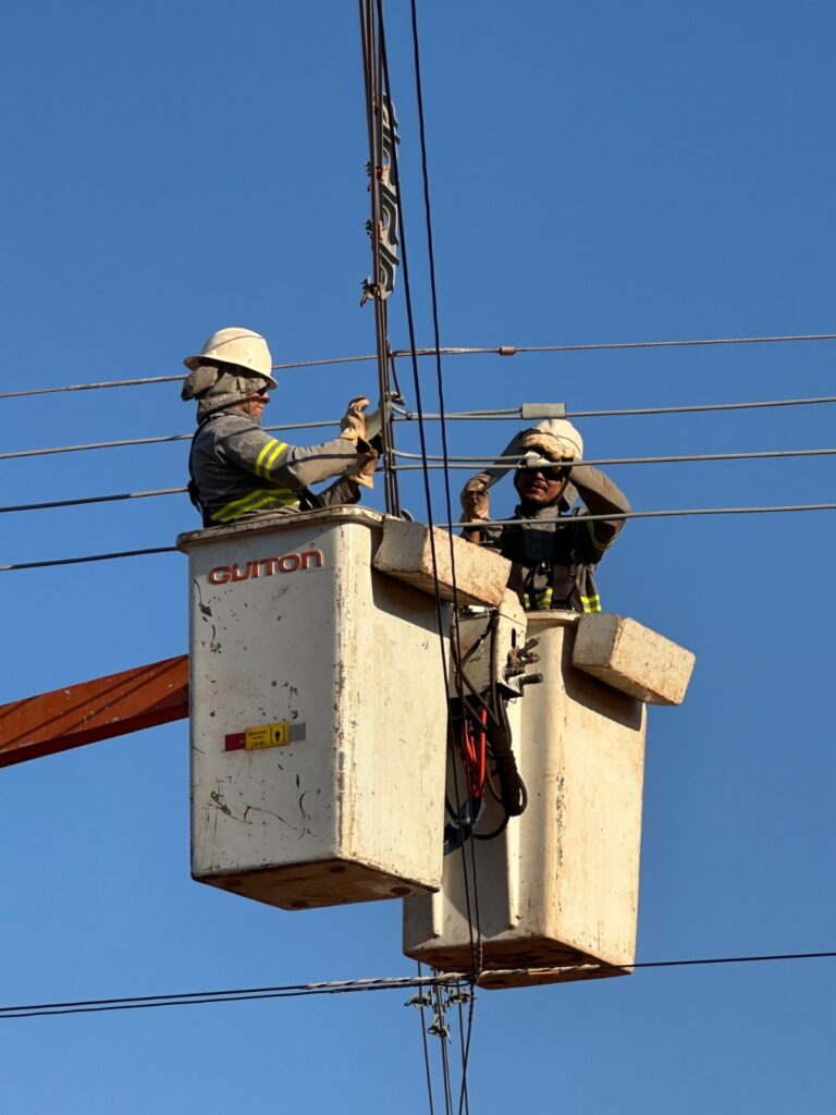 Iguatemi: Novo loteamento Jardim dos Eucaliptos III está recebendo obra de extensão de rede elétrica para todas as unidades Iguatemi: Novo loteamento Jardim dos Eucaliptos III está recebendo obra de extensão de rede elétrica para todas as unidades