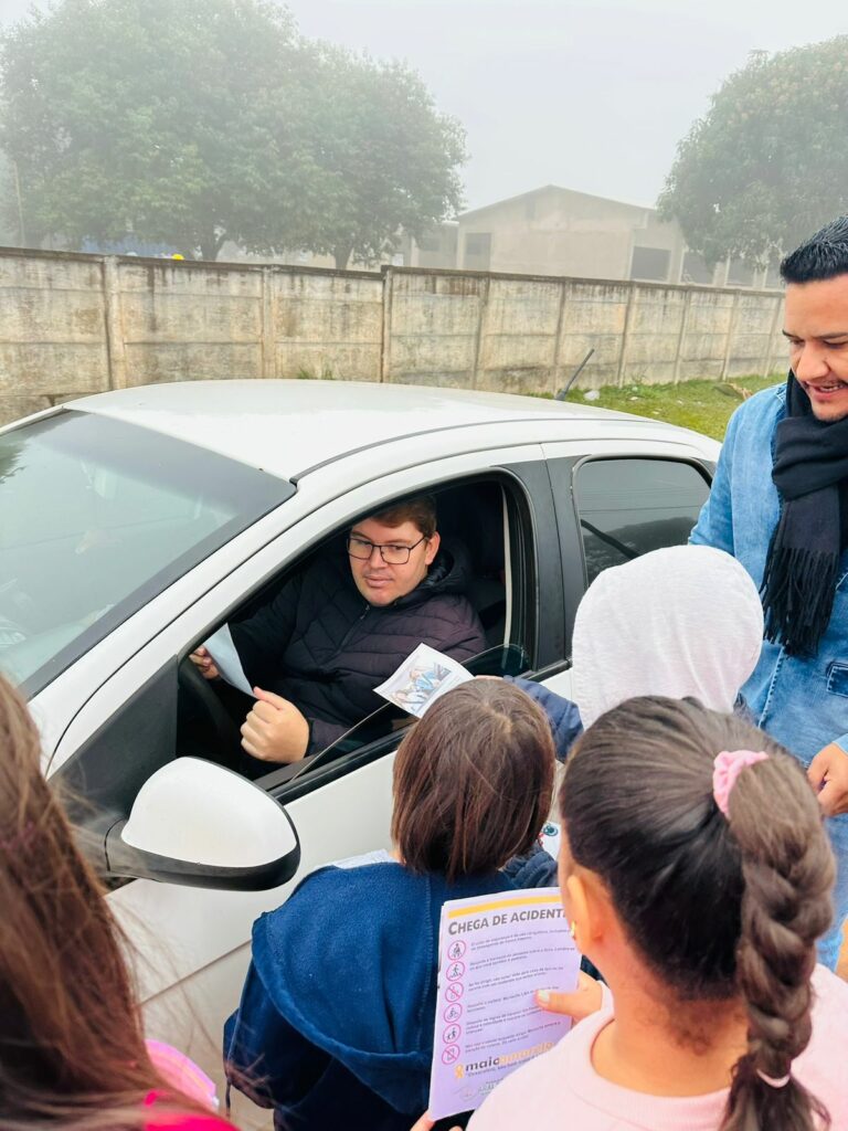 Ação educativa marca Dia do Motorista em Aral Moreira