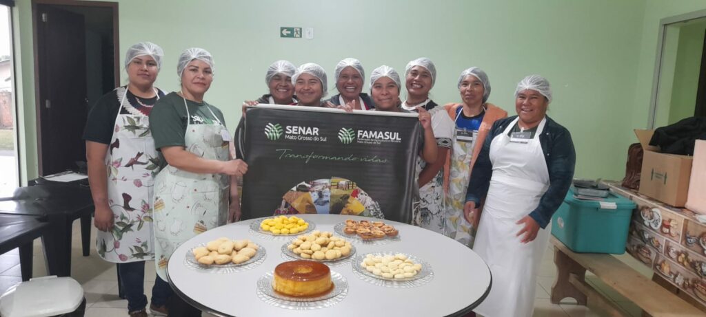 Prefeitura de Tacuru promoveu curso de Confeitaria de Bolos e Biscoitos