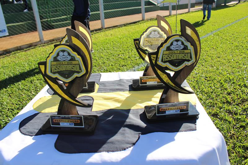 Donos da casa, Coronel Sapucaia e Japorã se classificaram na fase da Copa Assomasul em Sete Quedas Donos da casa, Coronel Sapucaia e Japorã se classificaram na fase da Copa Assomasul em Sete Quedas