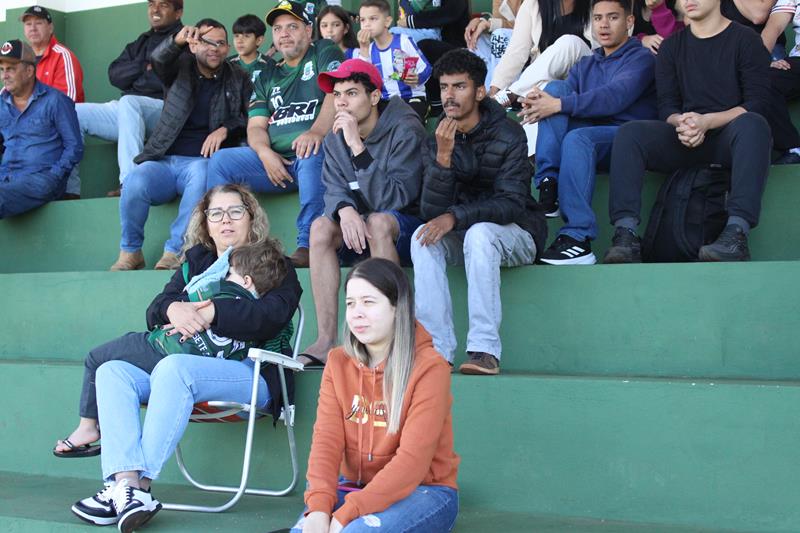 Donos da casa, Coronel Sapucaia e Japorã se classificaram na fase da Copa Assomasul em Sete Quedas Donos da casa, Coronel Sapucaia e Japorã se classificaram na fase da Copa Assomasul em Sete Quedas