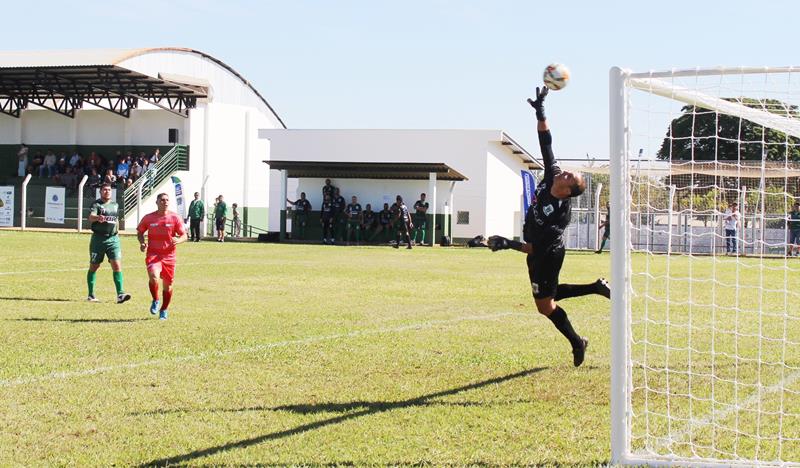 Donos da casa, Coronel Sapucaia e Japorã se classificaram na fase da Copa Assomasul em Sete Quedas Donos da casa, Coronel Sapucaia e Japorã se classificaram na fase da Copa Assomasul em Sete Quedas