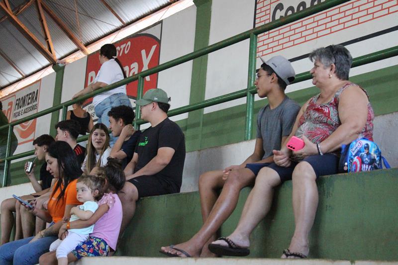 Copa Regional de Futsal de Base em Sete Quedas reúne as famílias e é sucesso total