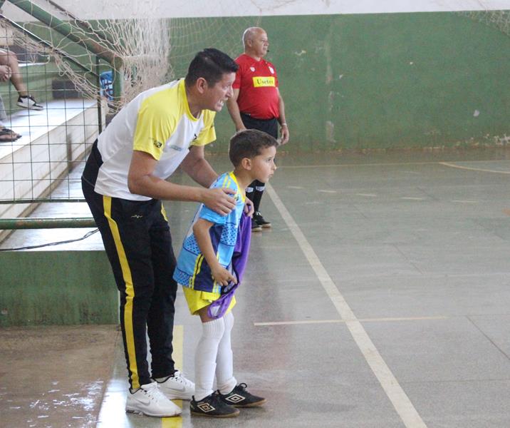 Copa Regional de Futsal de Base em Sete Quedas reúne as famílias e é sucesso total