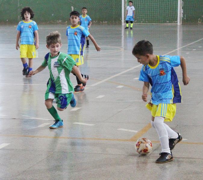 Copa Regional de Futsal de Base em Sete Quedas reúne as famílias e é sucesso total