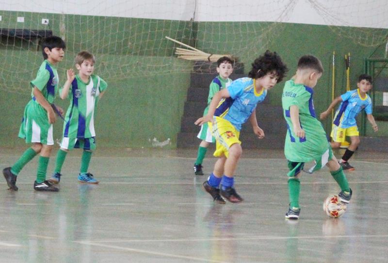 Copa Regional de Futsal de Base em Sete Quedas reúne as famílias e é sucesso total