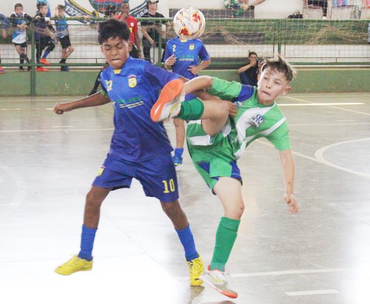 Copa Regional de Futsal de Base em Sete Quedas reúne as famílias e é sucesso total