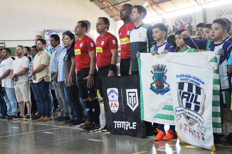 Copa Regional de Futsal de Base em Sete Quedas reúne as famílias e é sucesso total