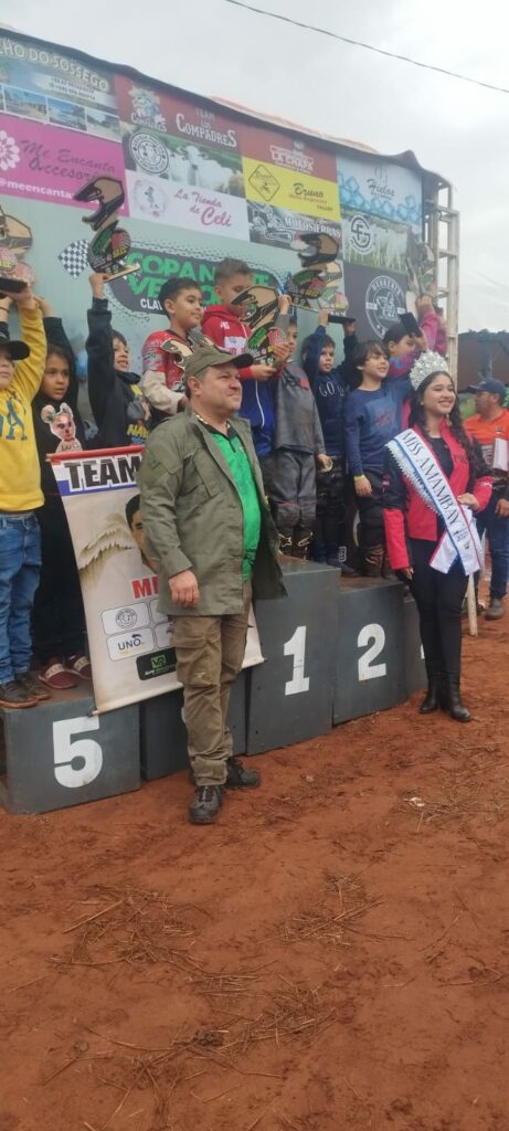 Pilotos de Paranhos conquistam pódio na Copa Norte de Velocross no Paraguai Pilotos de Paranhos conquistam pódio na Copa Norte de Velocross no Paraguai