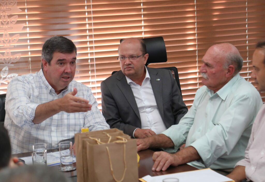 MS Ativo: Figueirão terá obras de drenagem e pavimentação com apoio do Governo de Mato Grosso do Sul MS Ativo: Figueirão terá obras de drenagem e pavimentação com apoio do Governo de Mato Grosso do Sul