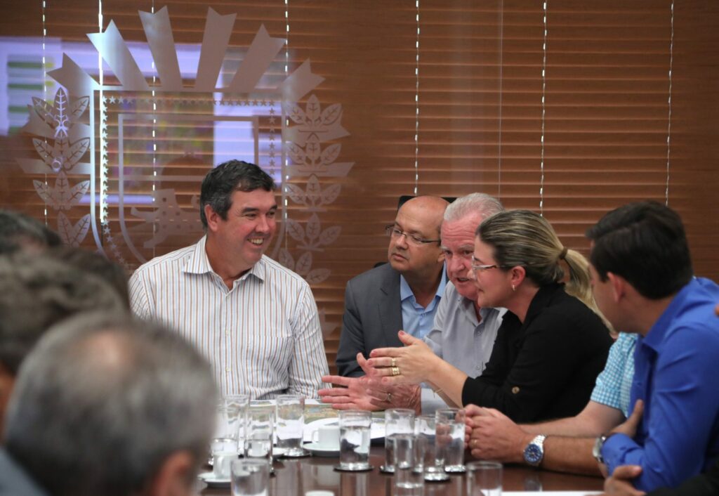 Para melhorar infraestrutura urbana, Juti vai ganhar pavimentação em bairros da cidade Para melhorar infraestrutura urbana, Juti vai ganhar pavimentação em bairros da cidade