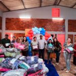 Programa Prover realiza entrega de cestas básicas e moletom para famílias em Paranhos