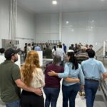 Produtores de leite participam de reunião com Agraer e Famalac para conhecer nova unidade em Tacuru