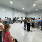 Produtores de leite participam de reunião com Agraer e Famalac para conhecer nova unidade em Tacuru