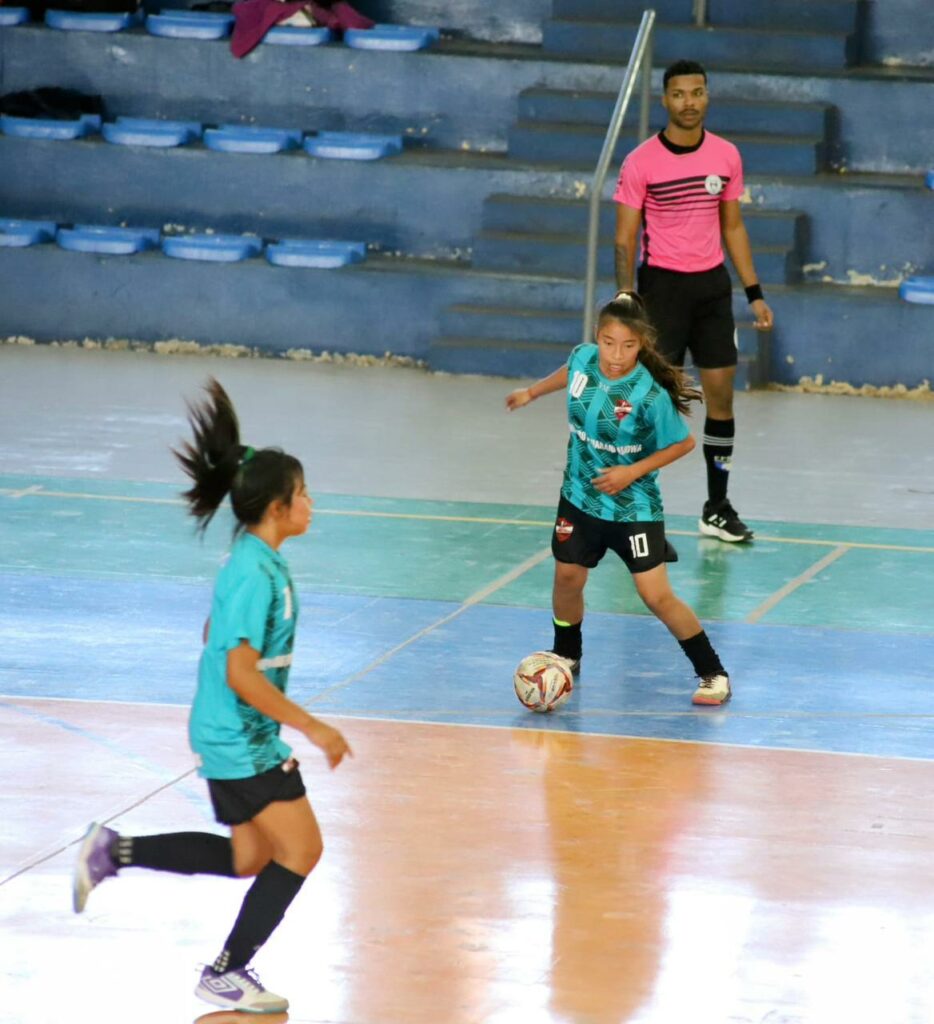Paranhos e Amambai vão decidir medalha de ouro no futsal feminino dos Jogos Escolares de MS 2025
