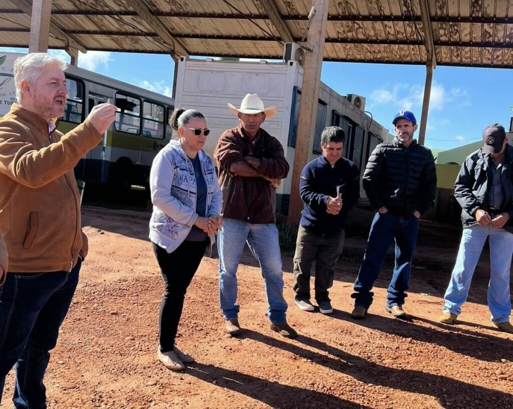 Agricultura de Itaquiraí viabiliza adubo foliar e sementes de milho para pequenos produtores