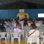 Palestra com famílias atendidas pelo CRAS e pelo Bolsa Família encerrou a campanha Agosto Lilás