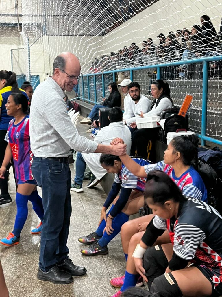 Copa Cidade 2025 termina com grandes jogos e emoção nas quadras de Amambai Copa Cidade 2025 termina com grandes jogos e emoção nas quadras de Amambai