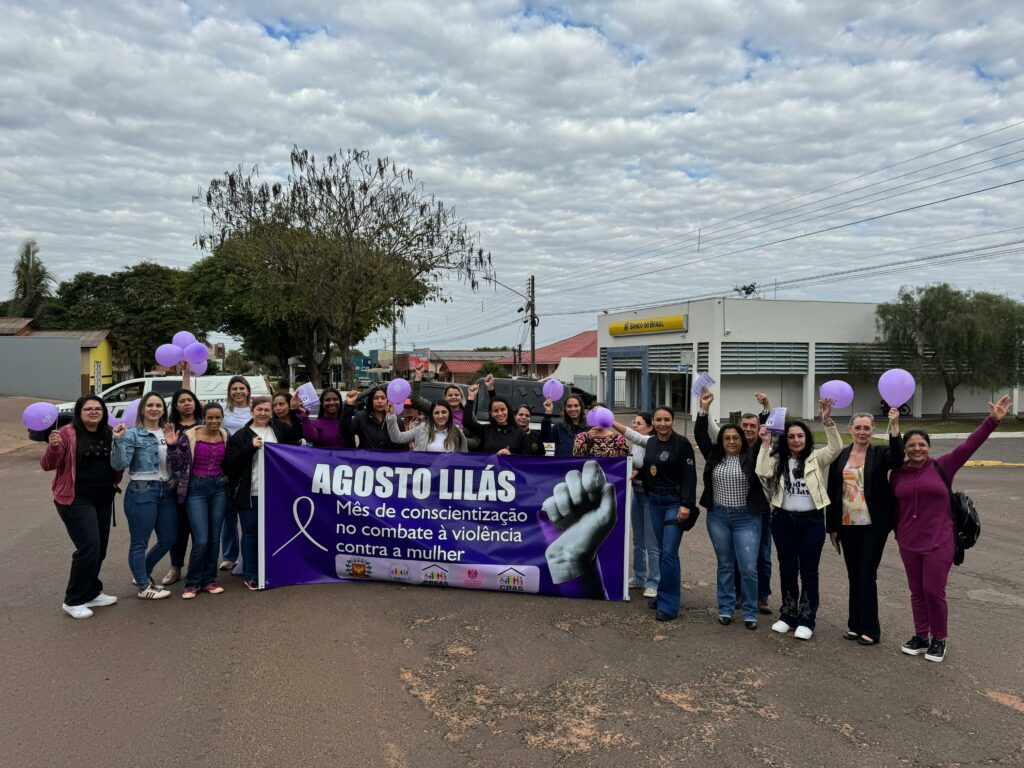Caminhada do Agosto Lilás mobiliza comunidade em Tacuru pelo fim da violência contra a mulher