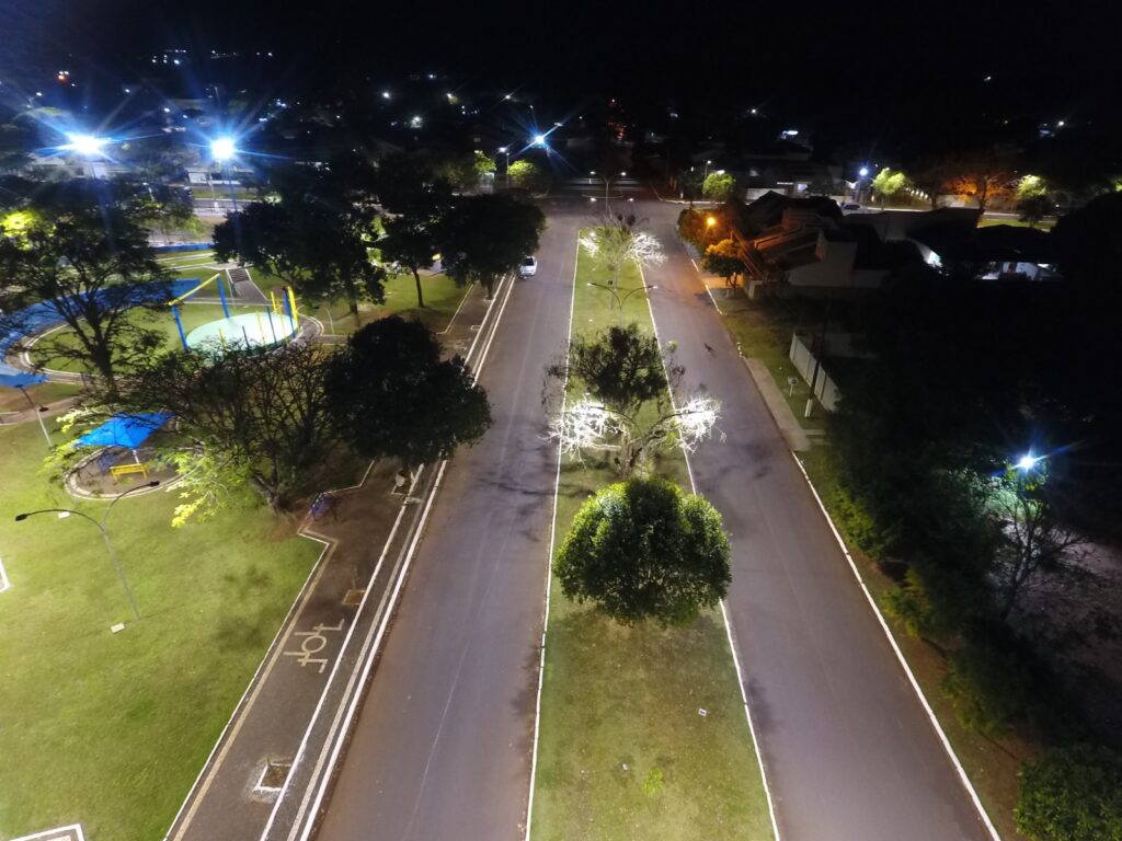 Ruas e avenidas de Iguatemi já contam com novo sistema de iluminação de LED e segunda etapa contemplará vários bairros