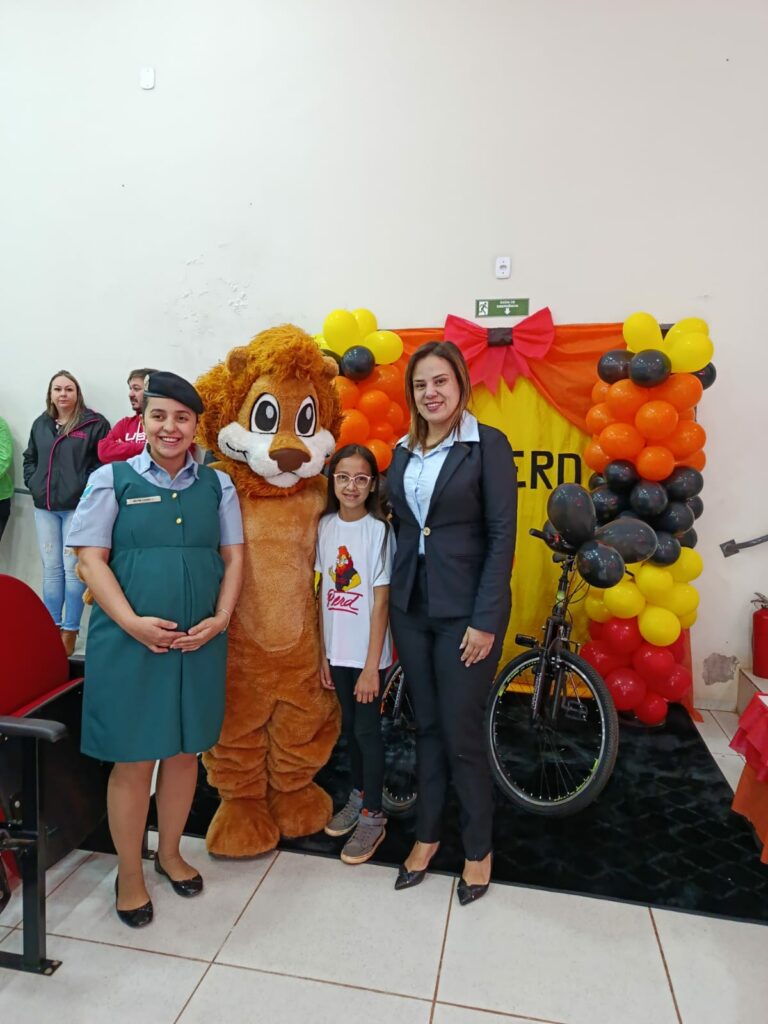 Semeando um Futuro Livre das Drogas: Coronel Sapucaia celebra formatura do PROERD com emoção e esperança