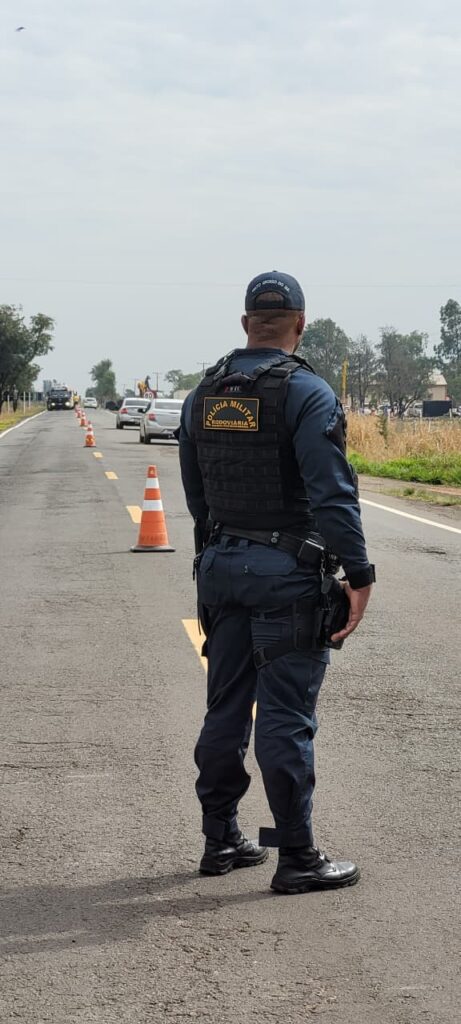 DETRAT e BPMRv realizam Ação Conjunta para garantir segurança viária na 41° Festa de São Cristóvão em Amambai DETRAT e BPMRv realizam Ação Conjunta para garantir segurança viária na 41° Festa de São Cristóvão em Amambai