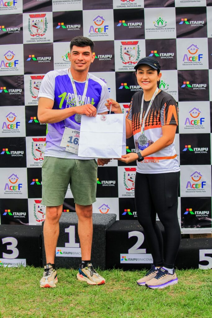 1ª Corrida e Caminhada Lilás reúne 160 atletas e fortalece solidariedade em Coronel Sapucaia