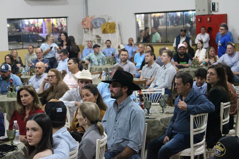 Com a presença e autoridades e representantes do agro, Sindicato Rural abre a 32ª Expoac em Caarapó