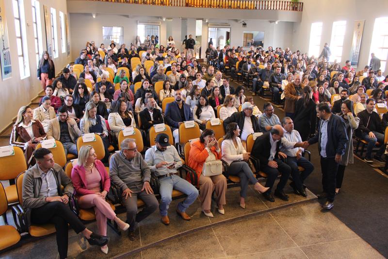 Ciclo de palestras promovidas pelo TCE-MS reuniu o Cone Sul em Amambai Ciclo de palestras promovidas pelo TCE-MS reuniu o Cone Sul em Amambai