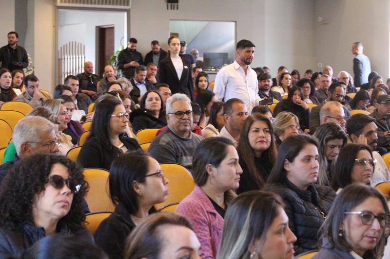 Ciclo de palestras promovidas pelo TCE-MS reuniu o Cone Sul em Amambai Ciclo de palestras promovidas pelo TCE-MS reuniu o Cone Sul em Amambai