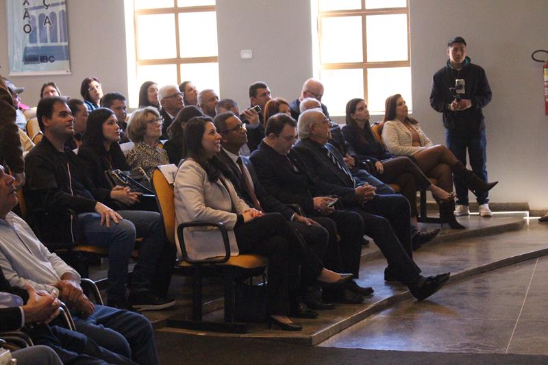 Ciclo de palestras promovidas pelo TCE-MS reuniu o Cone Sul em Amambai Ciclo de palestras promovidas pelo TCE-MS reuniu o Cone Sul em Amambai