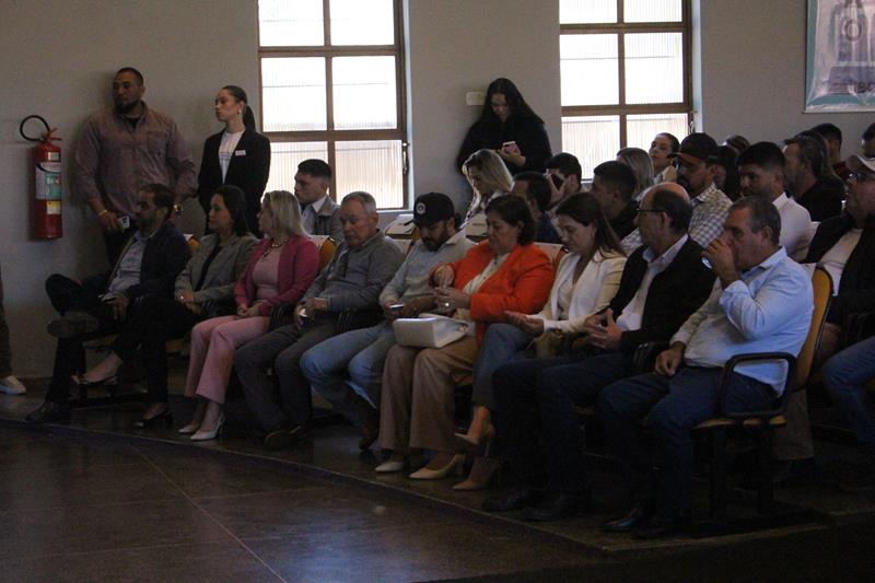 Ciclo de palestras promovidas pelo TCE-MS reuniu o Cone Sul em Amambai Ciclo de palestras promovidas pelo TCE-MS reuniu o Cone Sul em Amambai