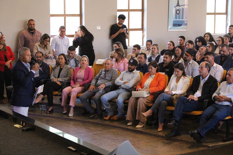 Ciclo de palestras promovidas pelo TCE-MS reuniu o Cone Sul em Amambai Ciclo de palestras promovidas pelo TCE-MS reuniu o Cone Sul em Amambai