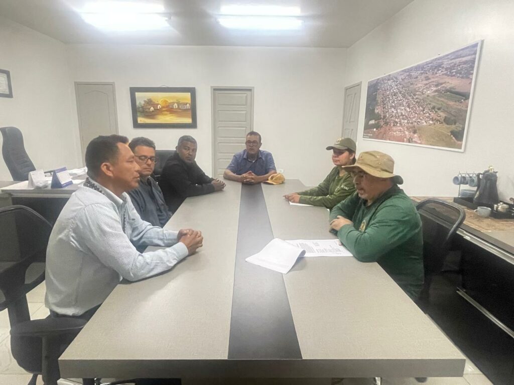 Paranhos: Legislativo e Prefeitura firmam parceria com a Funai para melhorias em estradas indígenas