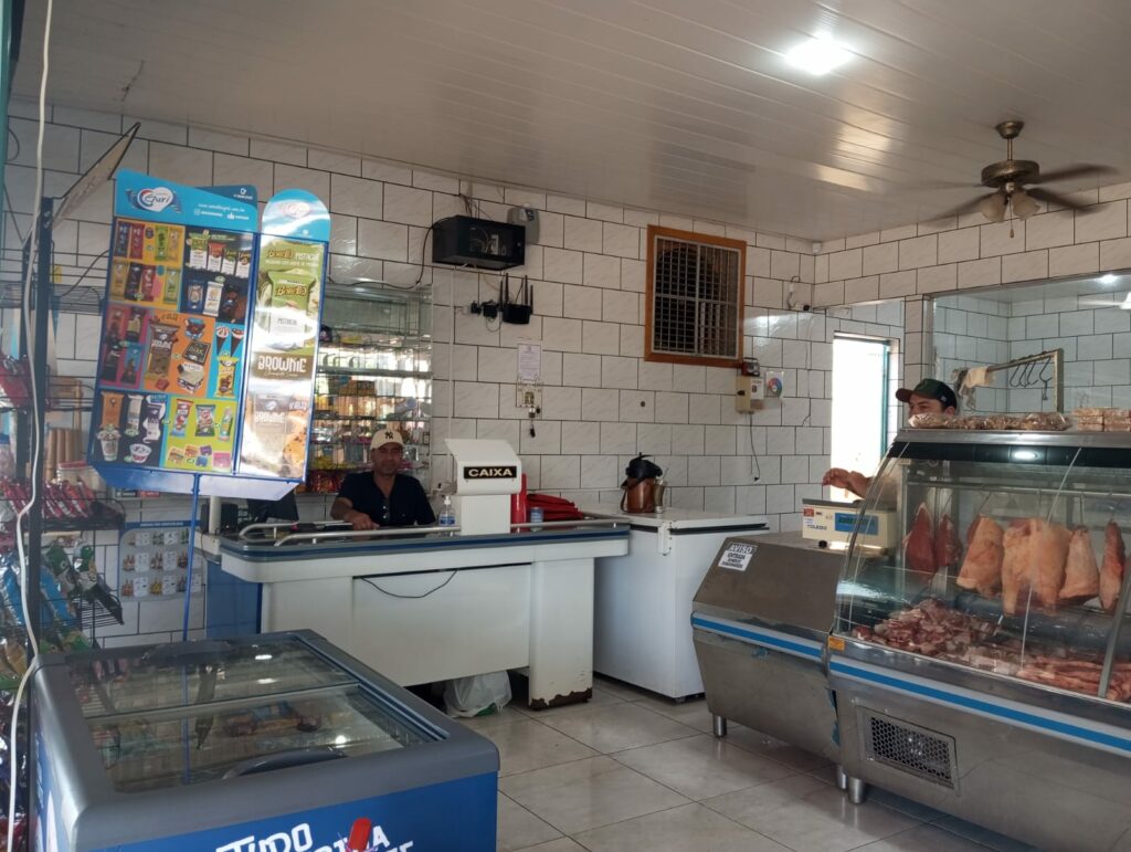 Empresário de Coronel Sapucaia se destaca no comércio local