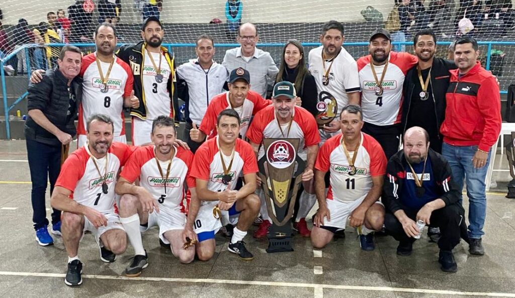 Fazenda Flamboyant, Atlético Guapoy e Tereré são os campeões da Copa Cidade de Futsal 2025 em Amambai