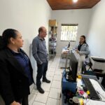 Prefeito visita APAE para acompanhar atividades e ouvir demandas da instituição