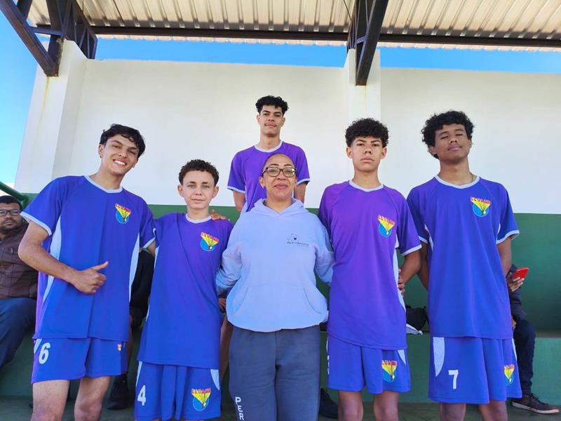 Escola 4 de Abril é campeã dos Jogos Escolares 2025 em Sete Quedas