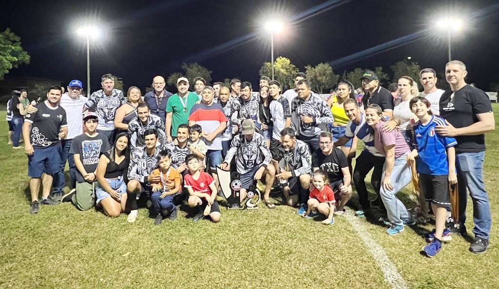 Desportivo Ovando vence nos pênaltis e é campeão da Copa Jamir Signori de Futebol Suíço Master 2025 em Amambai Desportivo Ovando vence nos pênaltis e é campeão da Copa Jamir Signori de Futebol Suíço Master 2025 em Amambai
