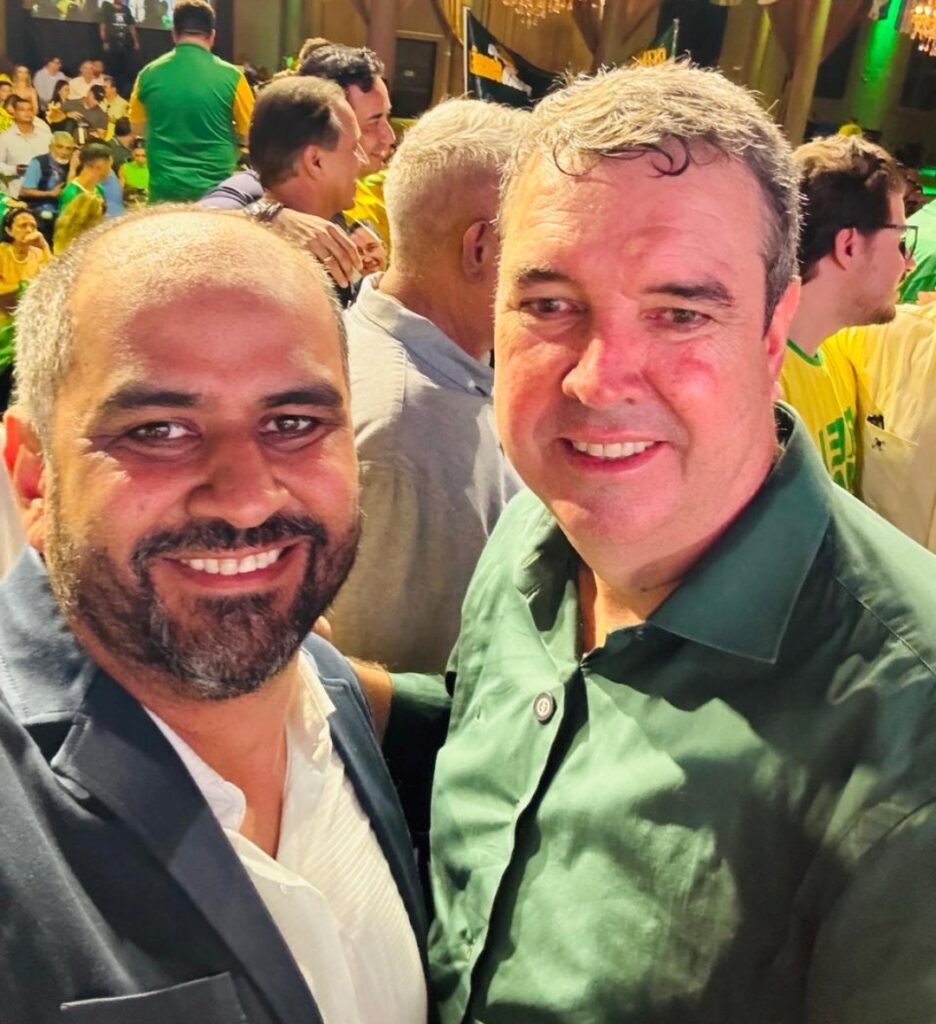 Prefeitos do Cone Sul prestigiam filiação de Reinaldo Azambuja ao PL de Jair Bolsonaro Prefeitos do Cone Sul prestigiam filiação de Reinaldo Azambuja ao PL de Jair Bolsonaro