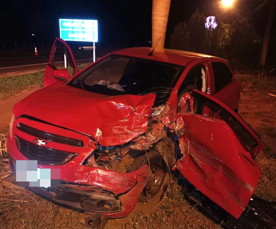 Corpo de Bombeiros socorre vítima de acidente ocorrido na madrugada em Amambai