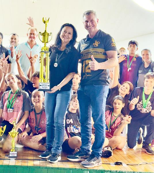 Escola 4 de Abril é campeã dos Jogos Escolares 2025 em Sete Quedas