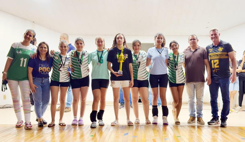 Escola 4 de Abril é campeã dos Jogos Escolares 2025 em Sete Quedas