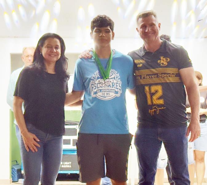 Escola 4 de Abril é campeã dos Jogos Escolares 2025 em Sete Quedas
