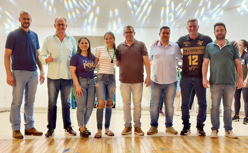 Escola 4 de Abril é campeã dos Jogos Escolares 2025 em Sete Quedas