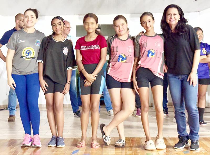 Escola 4 de Abril é campeã dos Jogos Escolares 2025 em Sete Quedas