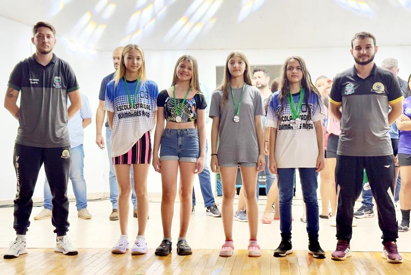 Escola 4 de Abril é campeã dos Jogos Escolares 2025 em Sete Quedas
